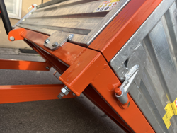 transport box for tractor t 1800 h