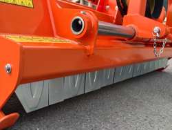 adjustable sideshift flail mower for 60 100hp tractors shredder mulcher cervo 200