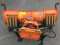 pala quitanieves frontal con placa para tractor ln 200 a