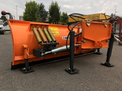 pala quitanieves frontal con placa para tractor ln 220 a