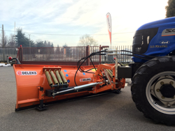 pala quitanieves frontal con placa para tractor ln 220 a