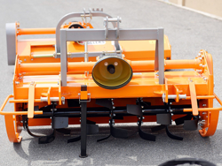 fresadora profesional para tractor anchura de trabajo 150cm mod dfh 150
