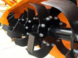 rotovator para tractores desplazamiento hidráulico dfh idr 150