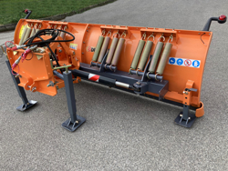 pala quitanieves frontal con placa para tractor ln 250 a