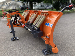 pala quitanieves frontal con placa para tractor ln 250 a