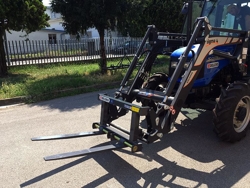 elevador trasero de palets para enganche de tractor mod d 700 e