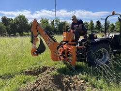 mini excavadora universal para tractores compactos drs 2000t