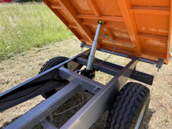 remolque agricola basculante hacia tres lados modelo rm 14 t3