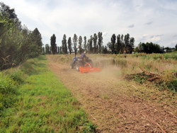 trituradora de martillos desplazable tigre 200 para hierba y poda