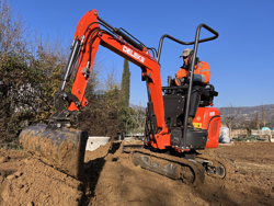 mini excavadora 1 ton m100