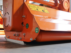 trituradora de martillos lince sp100 desplazable para kubota iseki