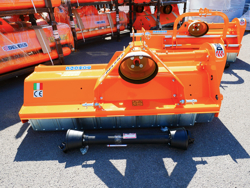 trituradora 185cm de martillos leopard 180 para hierba y restos de poda