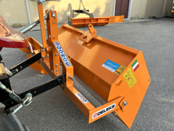 pala mecanica 140cm con attacco universale modelo bucket 140