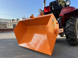 pala mecanica 140cm con attacco universale modelo bucket 140