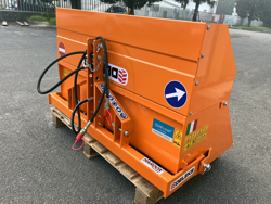 pala mecanica 120cm con attacco universale modelo bucket 120 h l