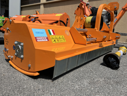 desbrozadora de martillos con desplazamiento hidráulico leopard 180 sph