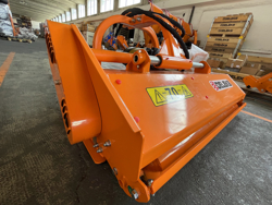 trituradora de martillos para tractor frutero mod jaguar 130