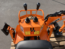 mini excavadora universal para tractores compactos drs 1000