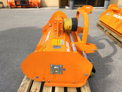 desbrozadora de martillos lincione 120 sp para tractor 30 60cv