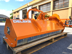 desbrozadora reversible de martillos lincione 140 sp rev para tractor 30 60cv