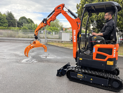 pinza para mini excavadoras y gruas forestales capacidad 400kg mod dk 10h