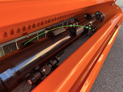 desbrozadora de brazo lateral dragon 180 con martillos