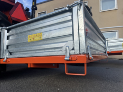 caja de transporte basculante para tractor modelo t 1400