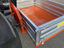 caja de transporte basculante para tractor modelo t 1400