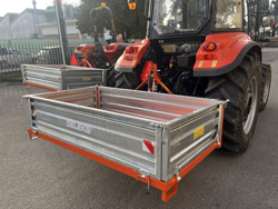 caja de transporte basculante para tractor modelo t 1400 h
