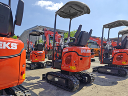 mini excavadora 1 ton m100