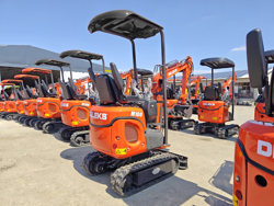 mini excavadora 1 ton m100