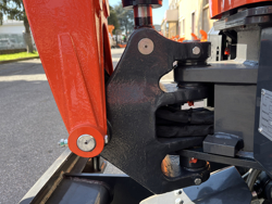 mini excavadora 1 ton m120