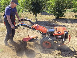 arado giratorio para motocultor