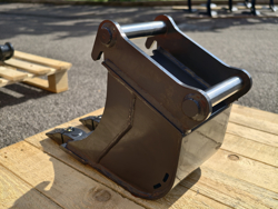 cuchara para miniexcavadora bhb 200 s30