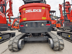 mini excavadora 1.8 ton s180