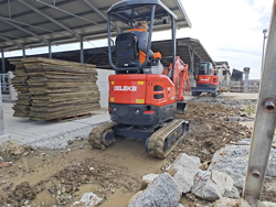 mini excavadora 1.8 ton s180