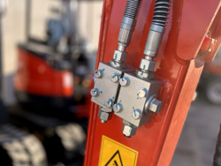 mini excavadora 2.7 ton s280 kubota