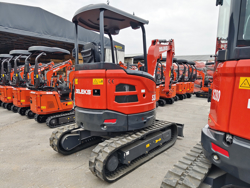 mini excavadora 2.7 ton s280 kubota