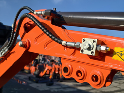 mini excavadora m90se