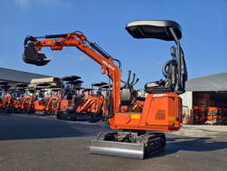 mini excavadora m90se