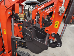 mini excavadora m90se