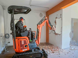 mini excavadora 1 ton m130