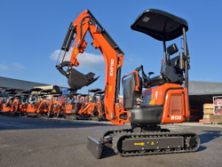 mini excavadora 1 ton m130