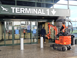 mini excavadora 1.1ton e110