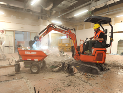 mini excavadora 1.1ton e110