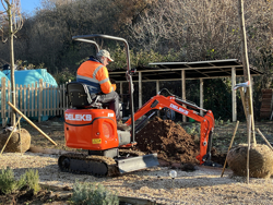 mini excavadora 1 ton m100