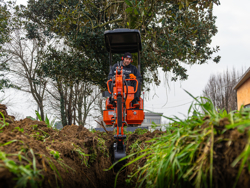 mini excavadora m90se