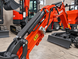 mini excavadora z110se