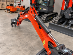 mini excavadora z110se